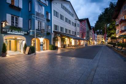 Geschaefte-Innenstadt-Kitzbuehel--Kitzbuehel-Tourismus-Michael-Werlberger.jpg