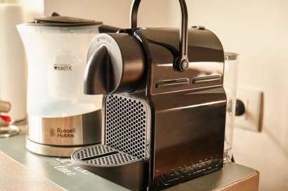 11_kitzhome_apartments_kaffeemaschine_pauldahan.jpg