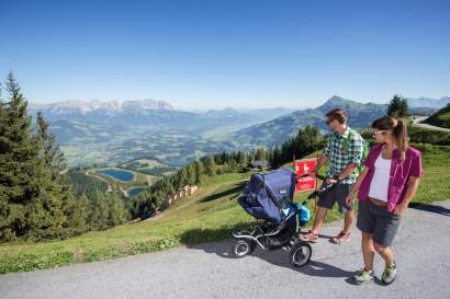 Barrierefrei-Wandern-Kitzbuehel--Kitzbuehel-Tourismus_Michael-Werlberger.jpg