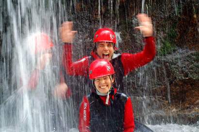 1_canyoning_wasserfall_constanzeabber.jpg